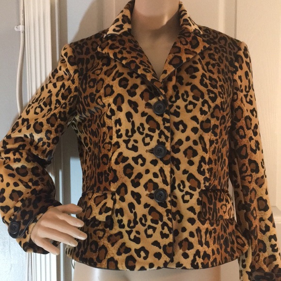 Jackets & Blazers - NWT A LINE SIZE 8p WOMAN’S JACKET